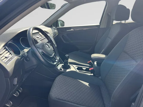 VOLKSWAGEN Tiguan Allspace (2020) — foto 14 van 18