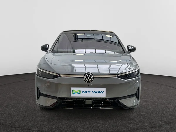 VOLKSWAGEN ID.7 (2023) — foto 12 van 16