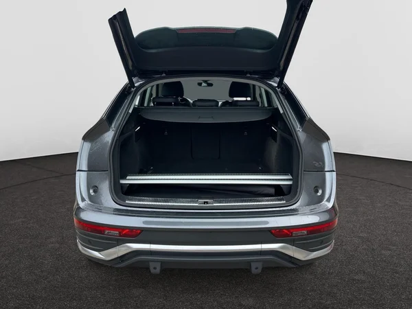 AUDI Q5 Sportback (2022) — foto 8 van 17