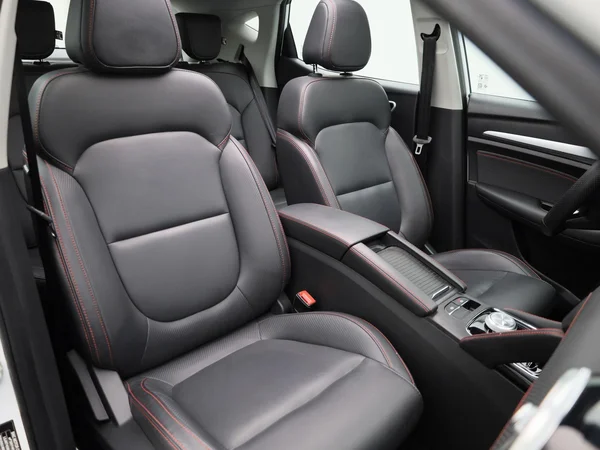 MG ZS EV (2022) — foto 36 van 47