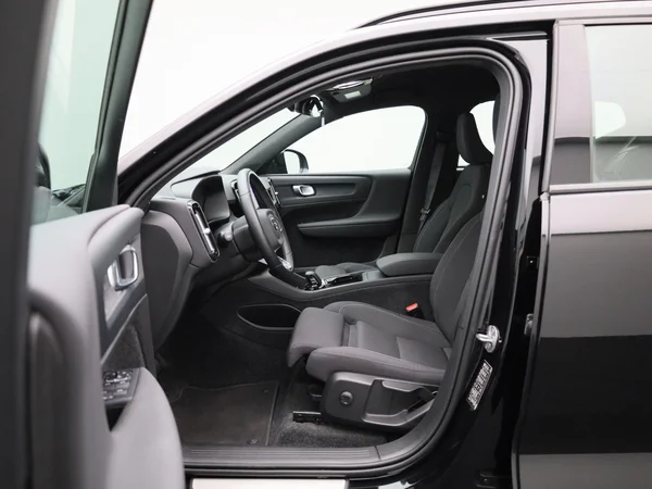 Volvo XC40 (2023) — foto 46 van 46