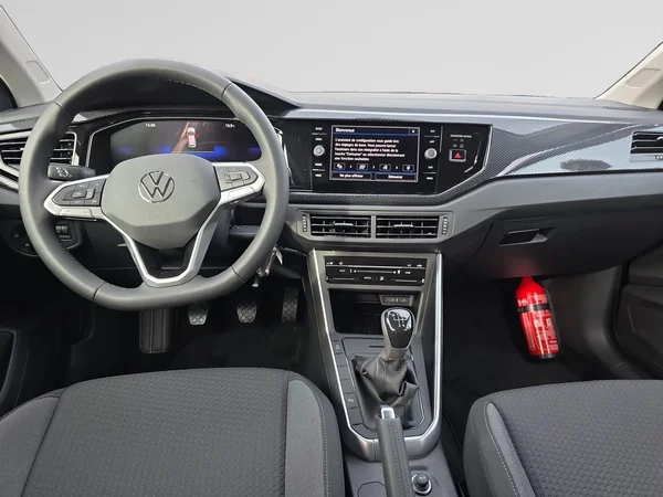VOLKSWAGEN Polo (2025) — foto 10 van 43