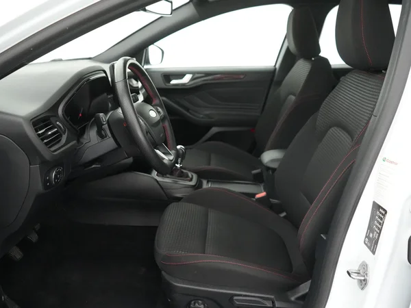 Ford Focus (2024) — foto 3 van 24