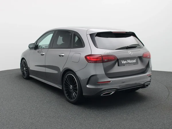 Mercedes-Benz B-Klasse (2023) — foto 12 van 32