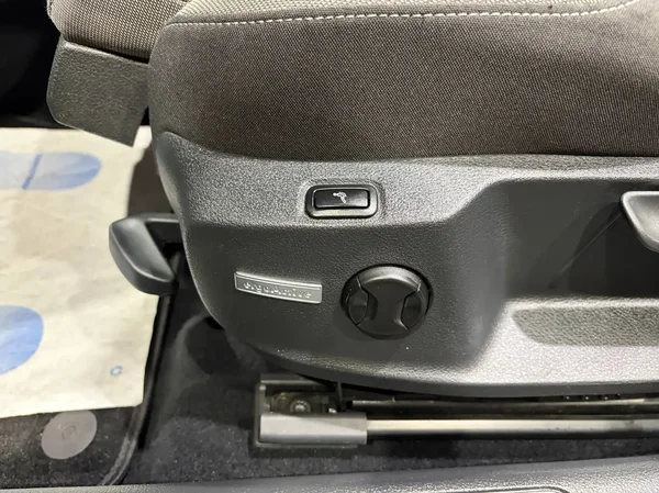 Volkswagen Golf (2018) — foto 25 van 25