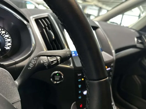 Ford Galaxy (2024) — foto 4 van 17