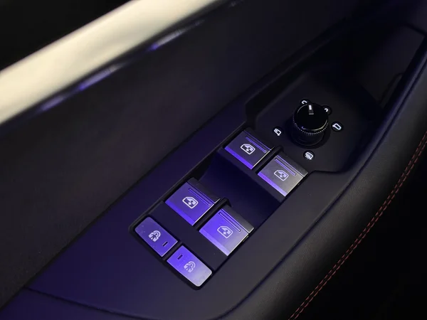 AUDI RS6 (2024) — foto 21 van 31