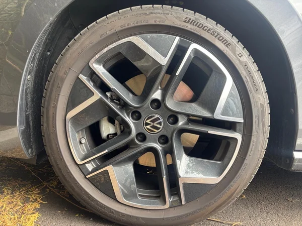 VOLKSWAGEN Passat SW (2025) — foto 11 van 20
