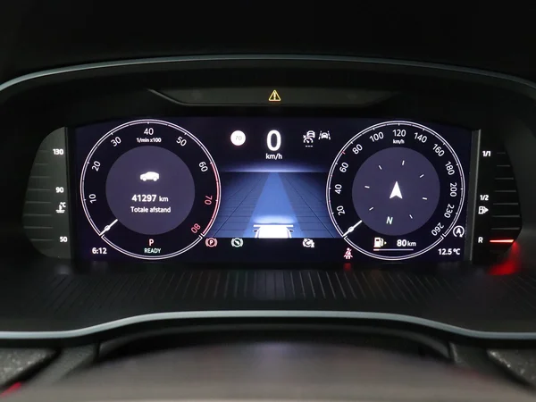 SKODA Octavia Combi (2024) — foto 5 van 18