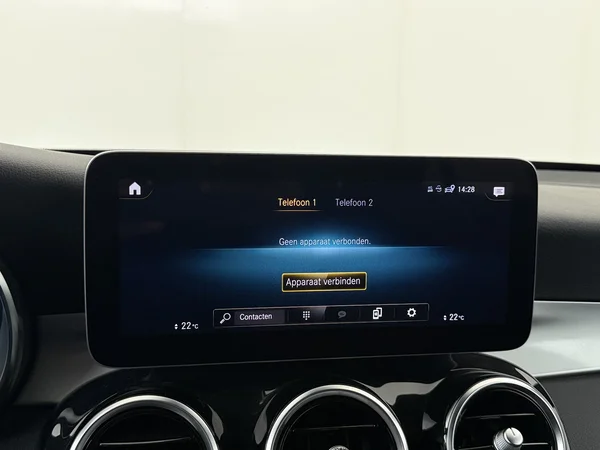 MERCEDES GLC 300 (2021) — foto 13 van 32