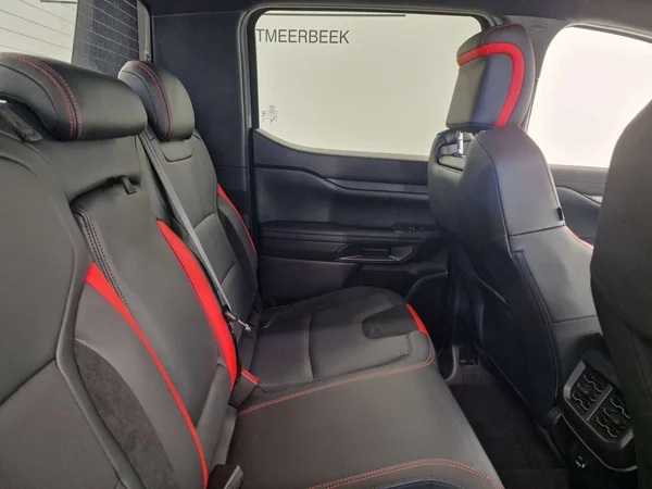Ford Ranger — foto 14 van 15