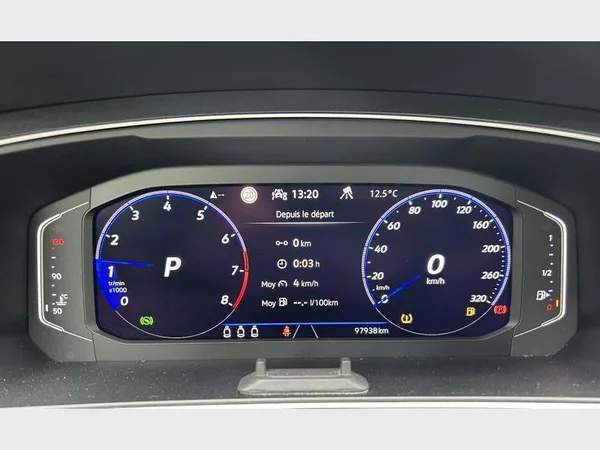 Volkswagen TIGUAN (2022) — foto 6 van 37