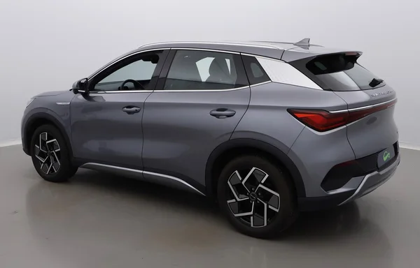 BYD Atto 3 (2023) — foto 23 van 45