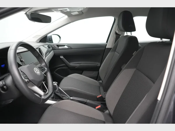 VOLKSWAGEN Taigo (2022) — foto 24 van 24