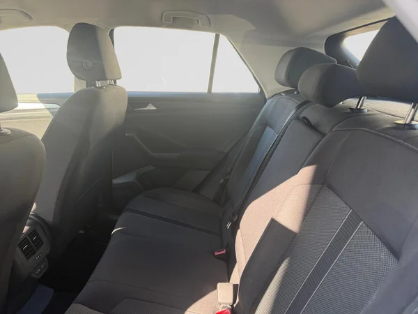 VOLKSWAGEN T-Roc (2023) — foto 11 van 20