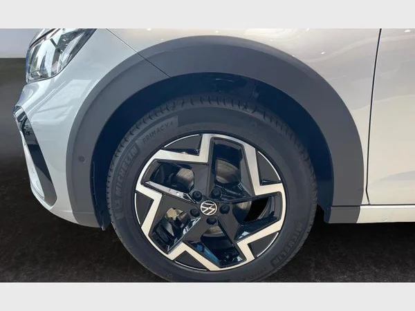 VOLKSWAGEN Taigo (2026) — foto 13 van 18