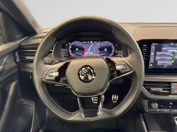SKODA Scala (2024) — foto 4 van 24