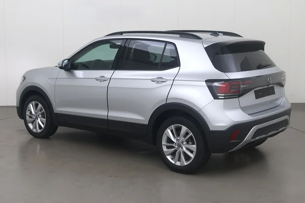 Volkswagen T-Cross — foto 10 van 16