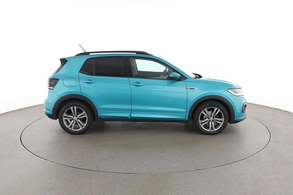 Volkswagen T-Cross (2019) — foto 13 van 16
