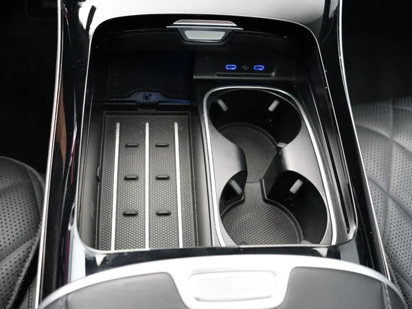Mercedes-Benz S-Klasse (2024) — foto 11 van 38