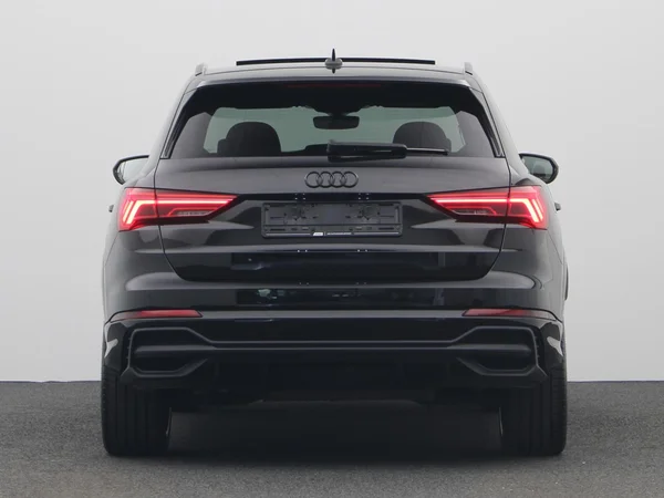 AUDI Q3 PHEV (2023) — foto 22 van 25