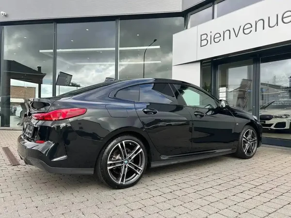 Bmw 218 (2023) — foto 8 van 18