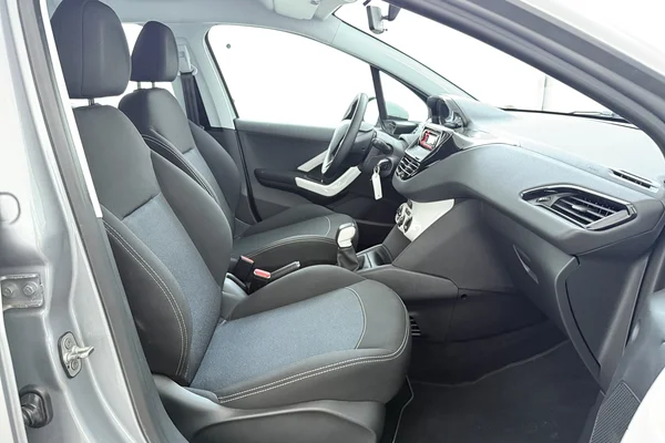 Peugeot 208 (2019) — foto 13 van 15