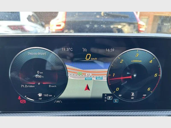 Mercedes-Benz CLA 180 (2021) — foto 7 van 33