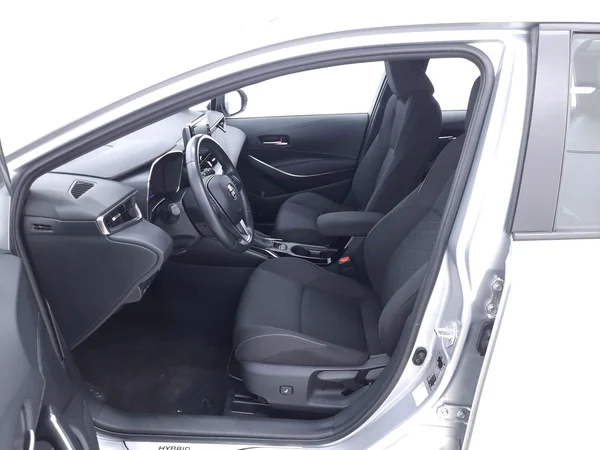 Toyota Corolla SW Hybrid (HEV) (2022) — foto 26 van 26