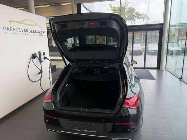 Mercedes-Benz CLA (2023) — foto 18 van 21