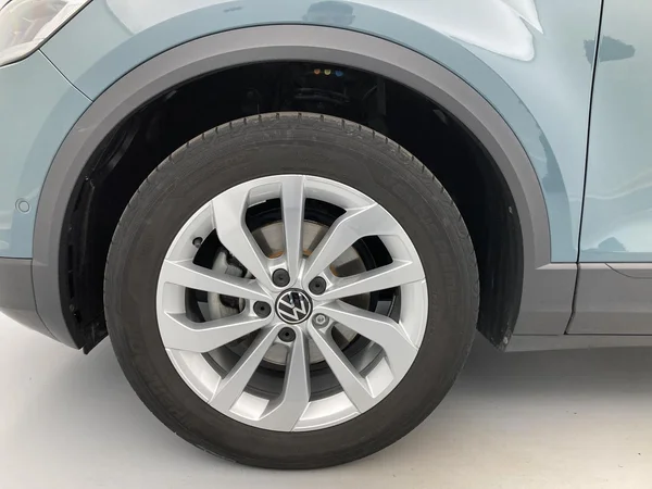 VOLKSWAGEN T-Roc (2024) — foto 16 van 36