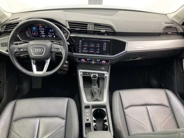 AUDI Q3 (2022) — foto 30 van 36