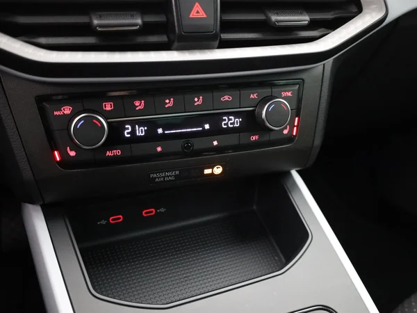 SEAT Arona (2022) — foto 17 van 19