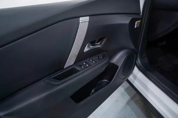 Citroen E-C4 X (2023) — foto 9 van 50