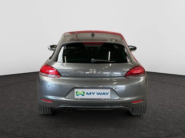 VOLKSWAGEN Scirocco (2010) — foto 19 van 24