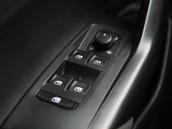 Volkswagen Polo (2023) — foto 25 van 38