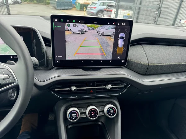 SKODA Kodiaq (2025) — foto 3 van 24