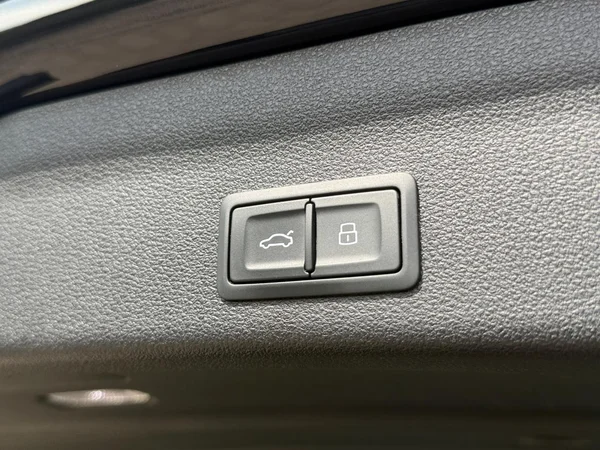 AUDI A6 Avant PHEV (2021) — foto 3 van 19