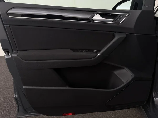 VOLKSWAGEN Touran (2025) — foto 8 van 19