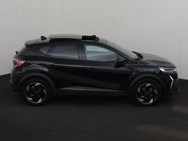 RENAULT Captur (2024) — foto 24 van 28