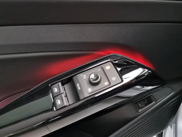 VOLKSWAGEN ID.4 (2026) — foto 7 van 24