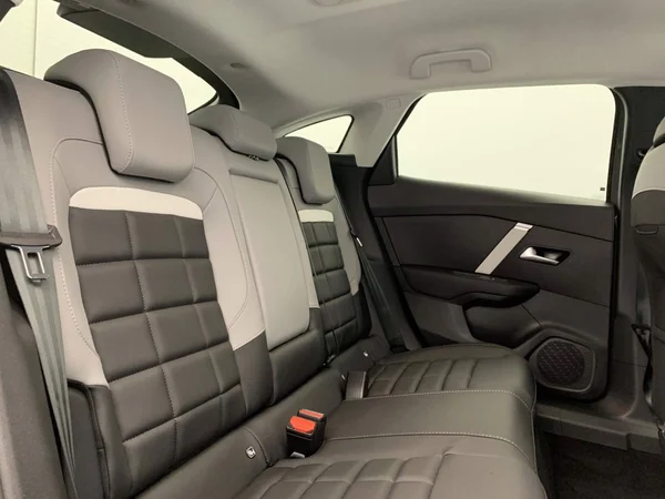 Citroen C4 (2025) — foto 2 van 26