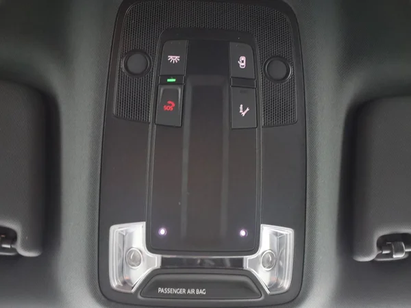 Audi SQ2 (2024) — foto 17 van 29