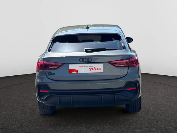 AUDI Q3 Sportback (2023) — foto 14 van 17