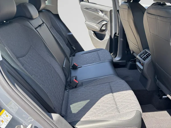 VOLKSWAGEN Tiguan (2026) — foto 8 van 24