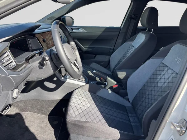 VOLKSWAGEN Taigo (2026) — foto 3 van 18