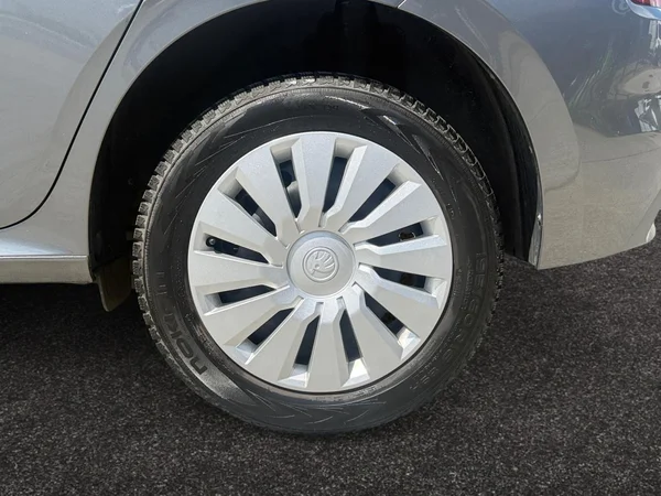 SKODA Kamiq (2023) — foto 6 van 22