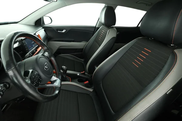 Kia Stonic (2018) — foto 16 van 16