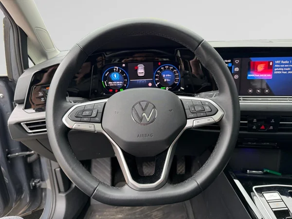 VOLKSWAGEN Golf VIII (2024) — foto 7 van 24