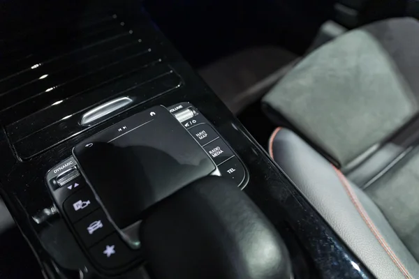 Mercedes-Benz CLA (2020) — foto 20 van 39